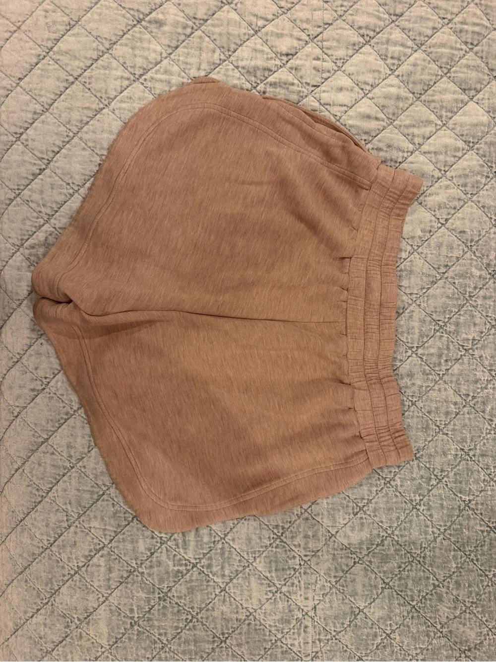 Varley Double Soft Ollie High Rise 3.5” athletic shorts in Taupe Mark size large - Picture 5 of 6